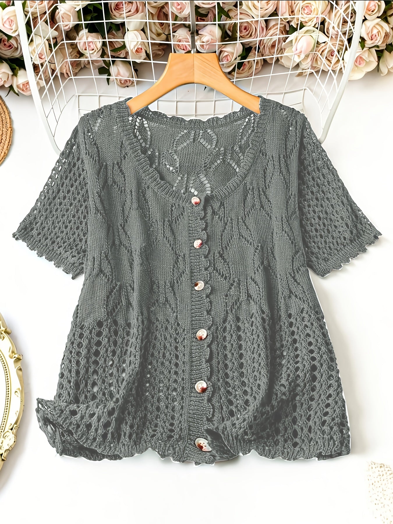 Plus Size Breathable Short-Sleeve Cardigan - Elegant & Comfortable
