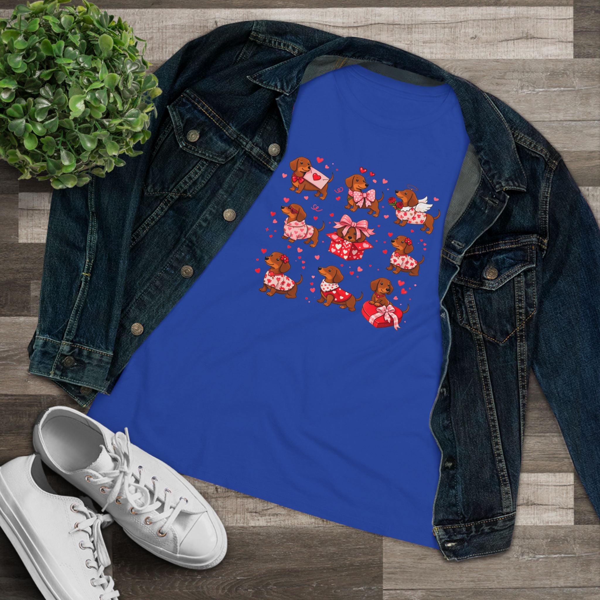 Dachshund Heart Pattern Cotton Tee - Valentine's Wiener Dog Graphic Shirt for Women