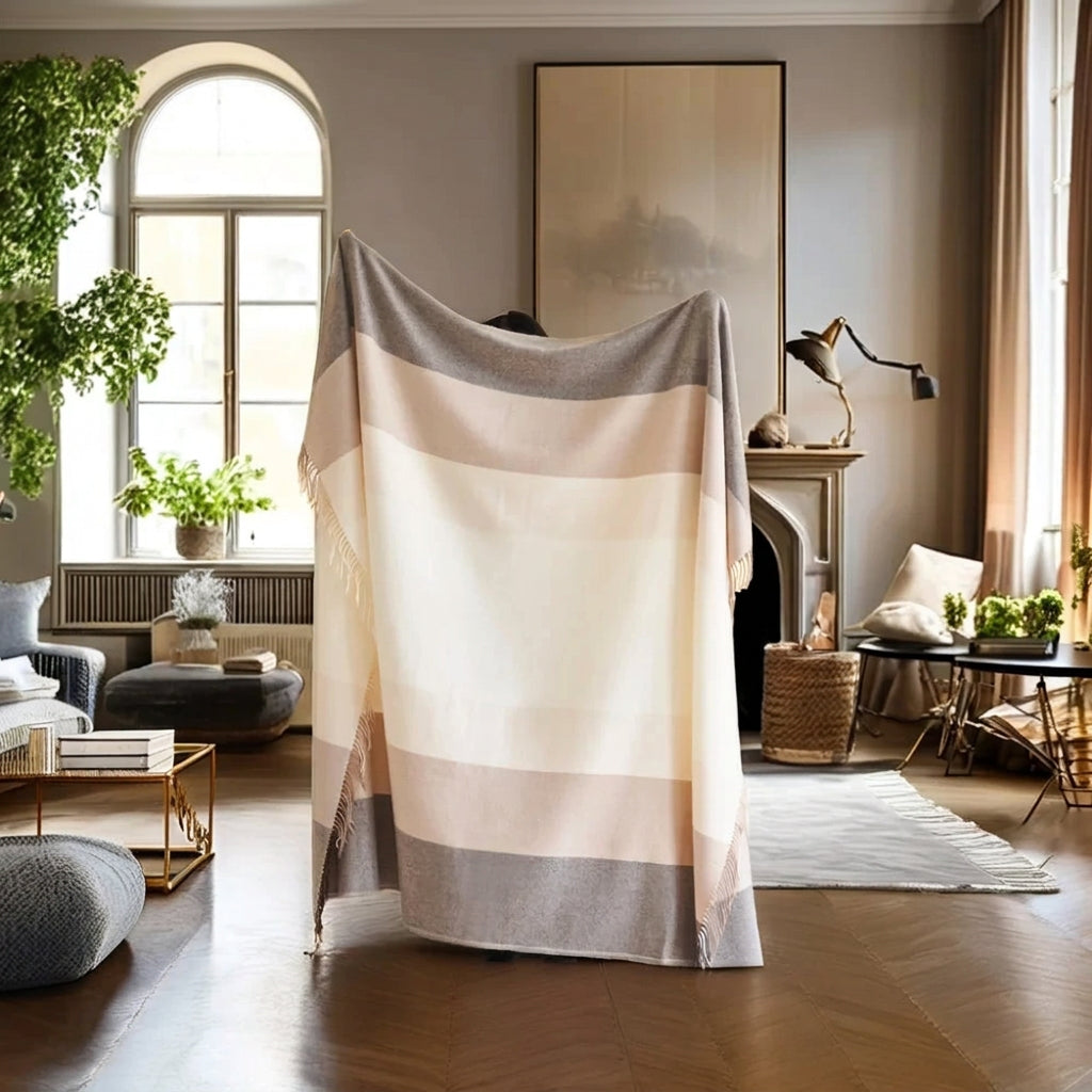 Paris Woven Throw Blanket — 140 × 170 cm