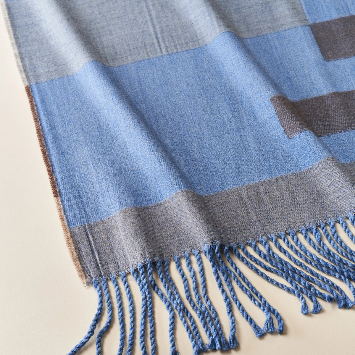 Super Soft 100% Australian Merino Wool Eco-Friendly Organic Breathable Wrinkle Resistant Blanket Home Textile Heavy Strip Throw