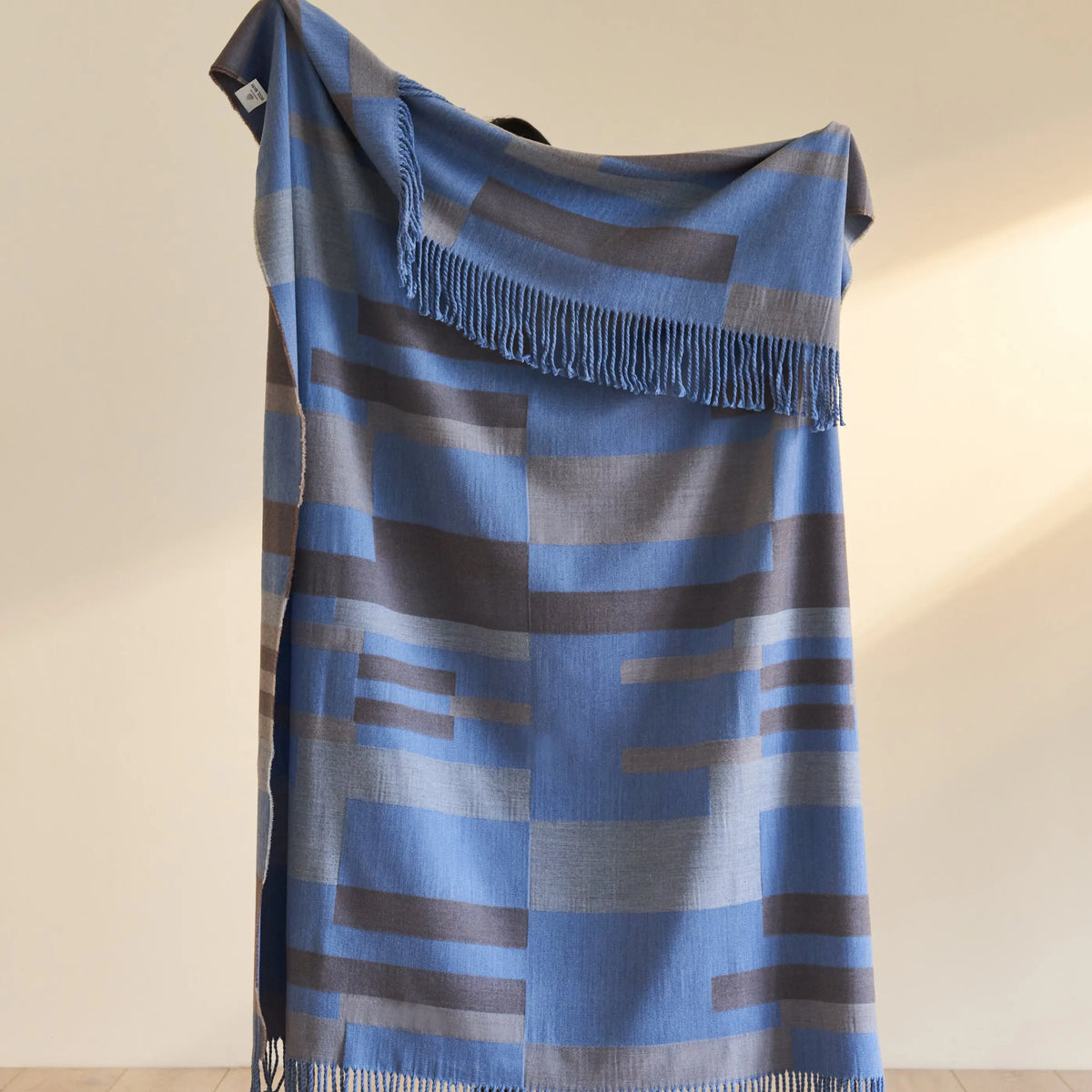 Super Soft 100% Australian Merino Wool Eco-Friendly Organic Breathable Wrinkle Resistant Blanket Home Textile Heavy Strip Throw